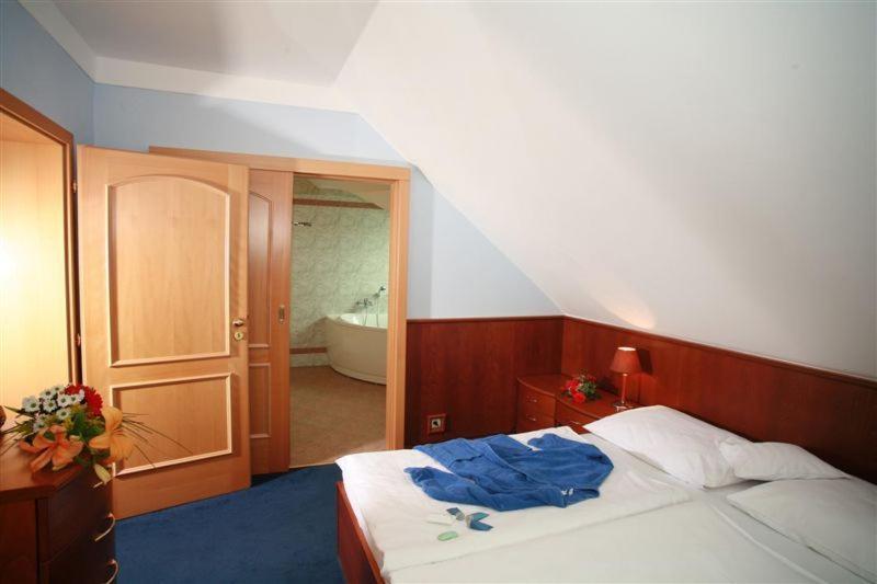 Hotel Nastup Loučná pod Klínovcem 외부 사진