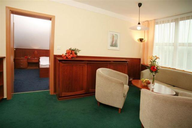 Hotel Nastup Loučná pod Klínovcem 객실 사진
